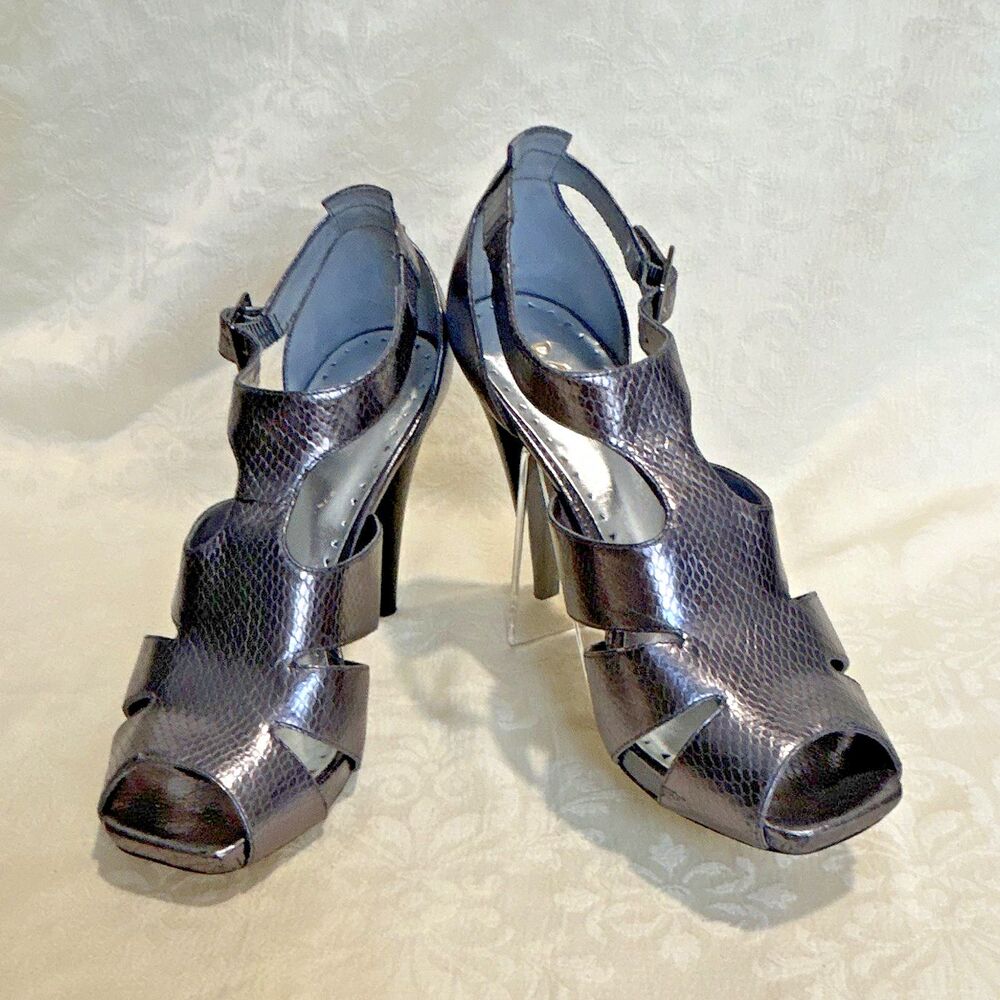BCBG Paris Metallic Gunmetal Snakeskin Caged Platform Heels Sandals Size 9B